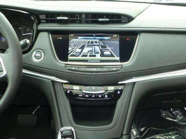 2017 Cadillac XT5 Premium Luxury 4dr SUV